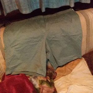 Gap Green Shorts Size 16 R